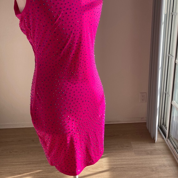 Bejeweled Hot pink bodycon dress - Picture 2 of 5